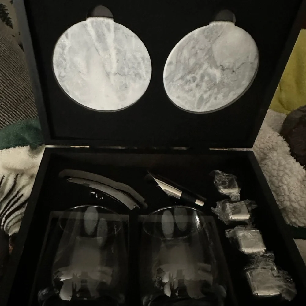 Brand new in box. Wine kit with all tools!